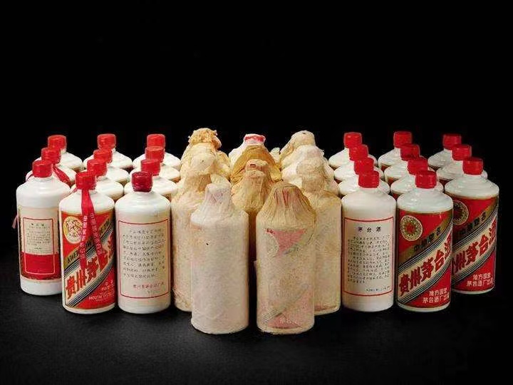 伊川日照岚山回收酒价格哪里回收(附近上门回收茅台酒）?